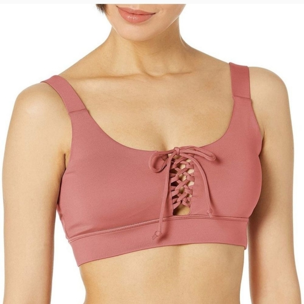 Guess WOMEN'S LACE UP ACTIVE SPORTS BRA PINK